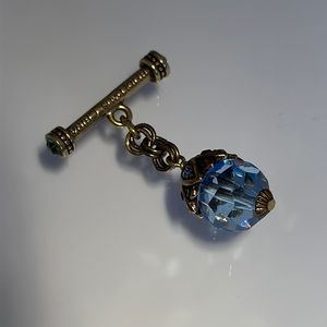 Heidi Daus toggle charm